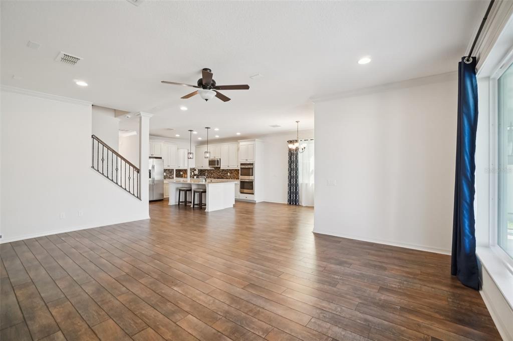 19209 Long Lake Ranch Boulevard Lutz, FL 33558 - Photo 10 of 38