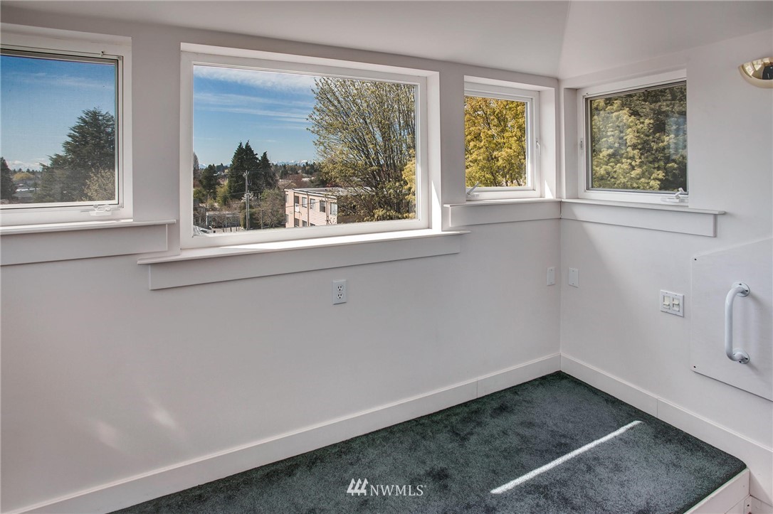 522 North 84th Street Seattle, WA 98103 - Photo 25 of 34