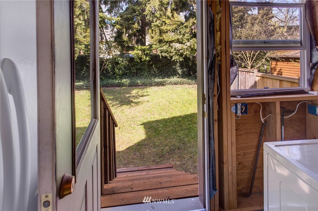 522 North 84th Street Seattle, WA 98103 - Photo 26 of 34