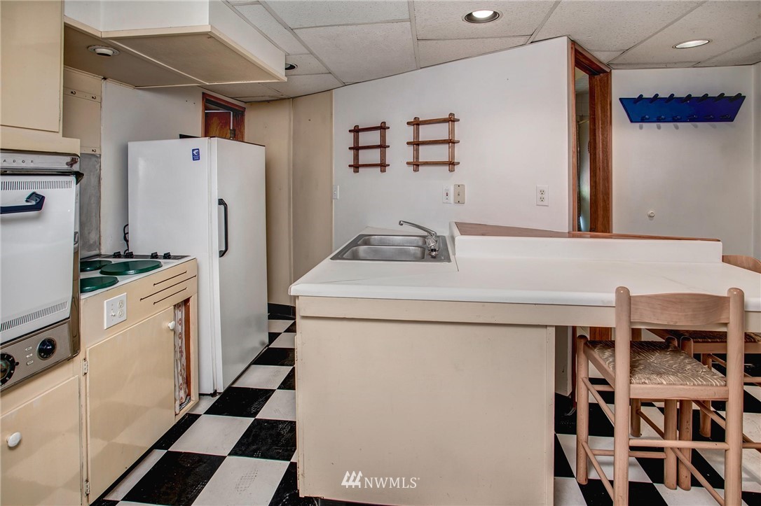 522 North 84th Street Seattle, WA 98103 - Photo 27 of 34
