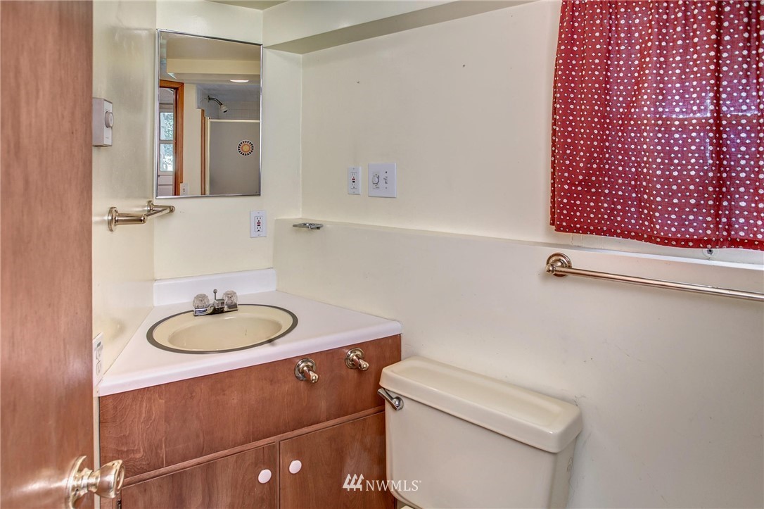 522 North 84th Street Seattle, WA 98103 - Photo 31 of 34
