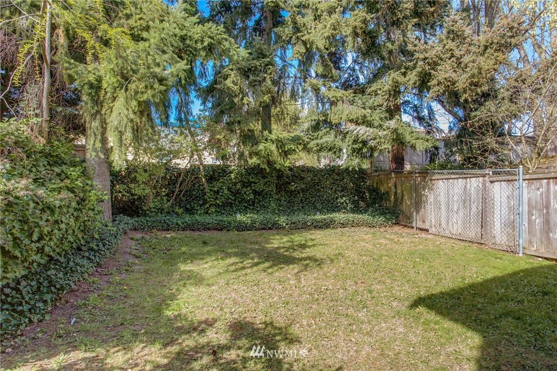 522 North 84th Street Seattle, WA 98103 - Photo 32 of 34