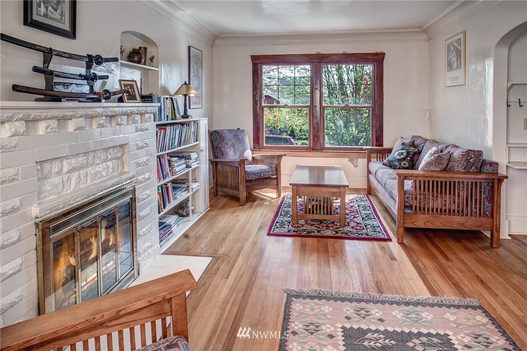 522 North 84th Street Seattle, WA 98103 - Photo 6 of 34
