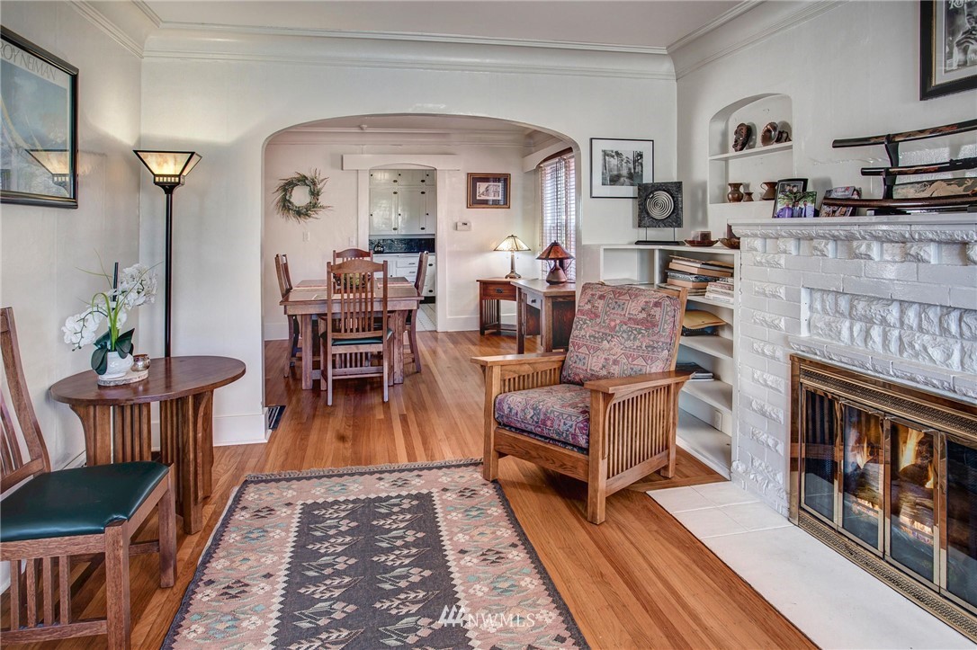 522 North 84th Street Seattle, WA 98103 - Photo 7 of 34