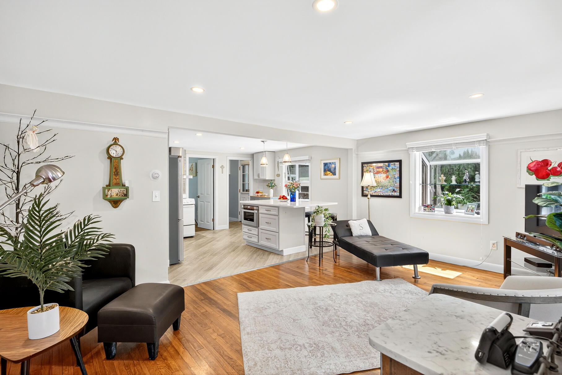 18 Seaview Road Sagamore Beach, MA 02562 - Photo 9 of 62 a living room with furniture and wooden floor
