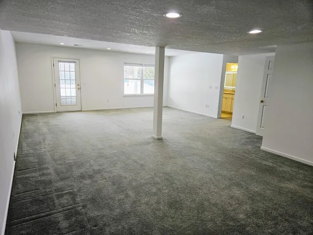 $3,200 | 3956 Bridle Pass, Ann Arbor, MI 48108