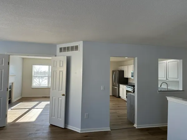 $3,200 | 3956 Bridle Pass, Ann Arbor, MI 48108