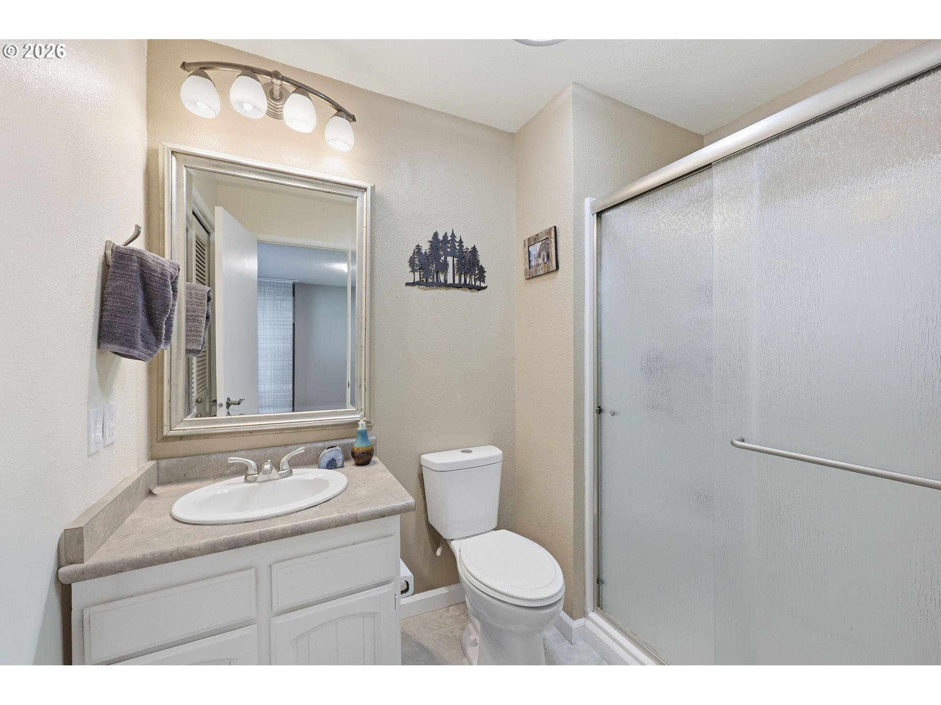 7295 Southwest Alpine Drive Beaverton, OR 97008 - Photo 31 of 48 Bathroom