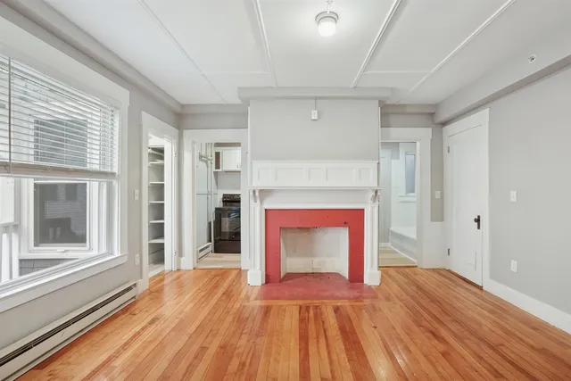 $1,725 | 3 Merrimack Street, Unit 1, Concord, NH 03301