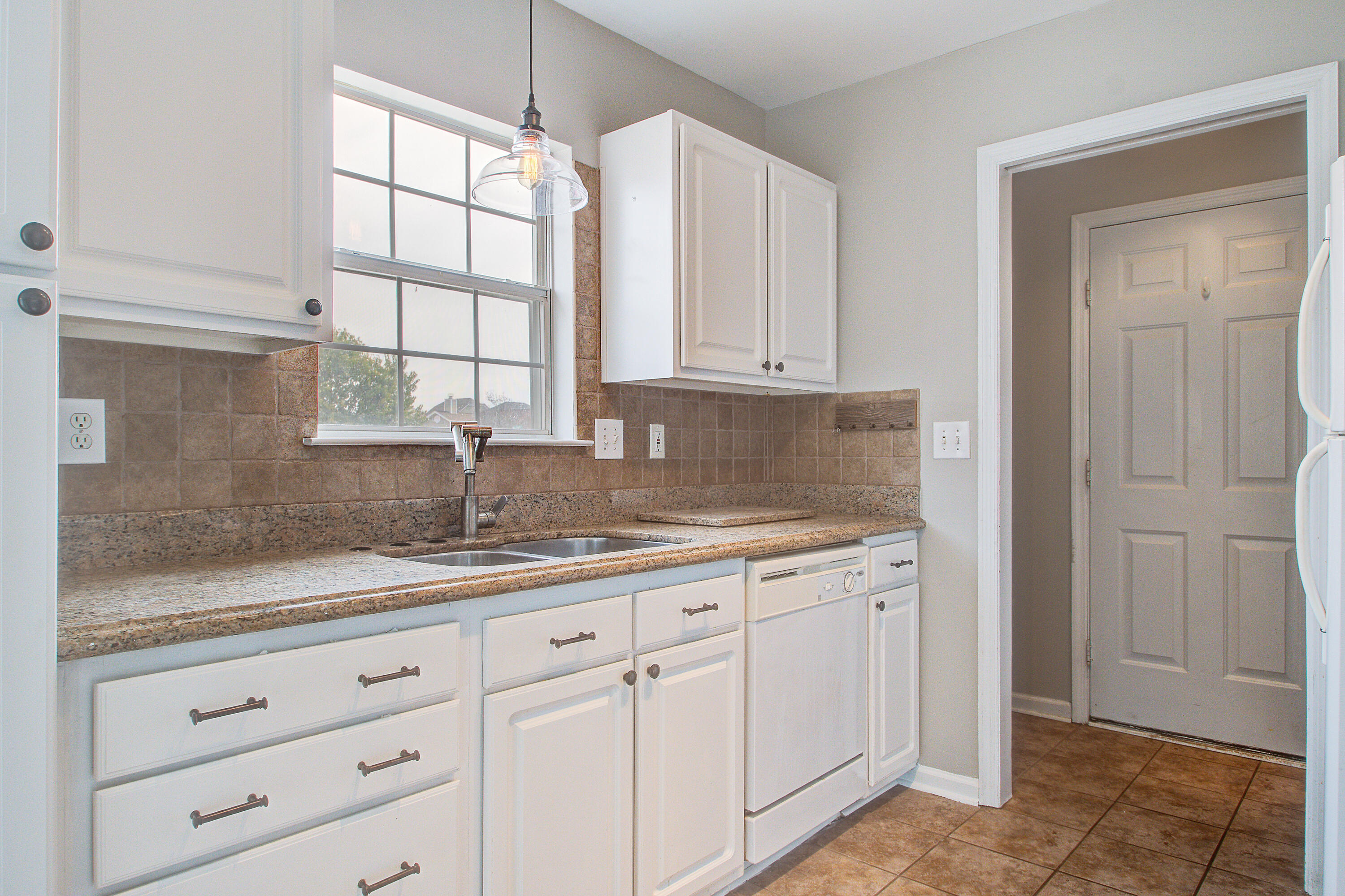 8357 Waltham Road North Charleston, SC 29406 - Photo 11 of 28 8357 (8)