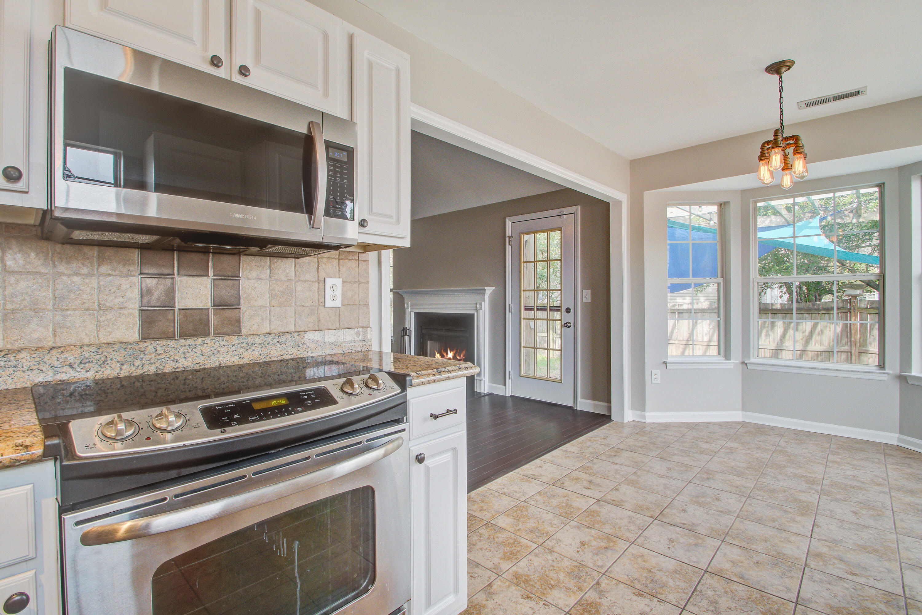 8357 Waltham Road North Charleston, SC 29406 - Photo 13 of 28 8357 (12)