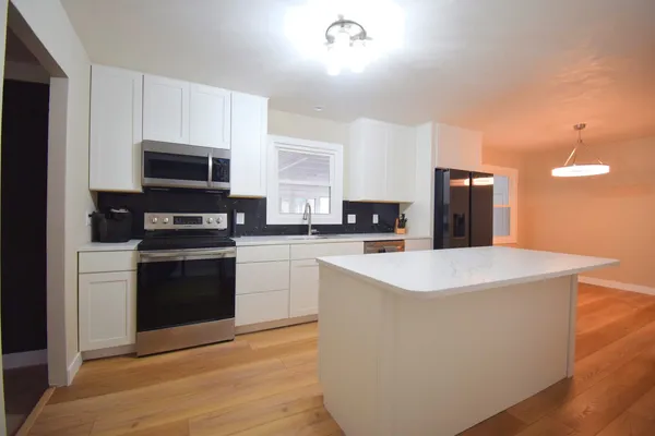 $279,000 | 4 Webster Hill Estates, Mount Vernon, IL 62864