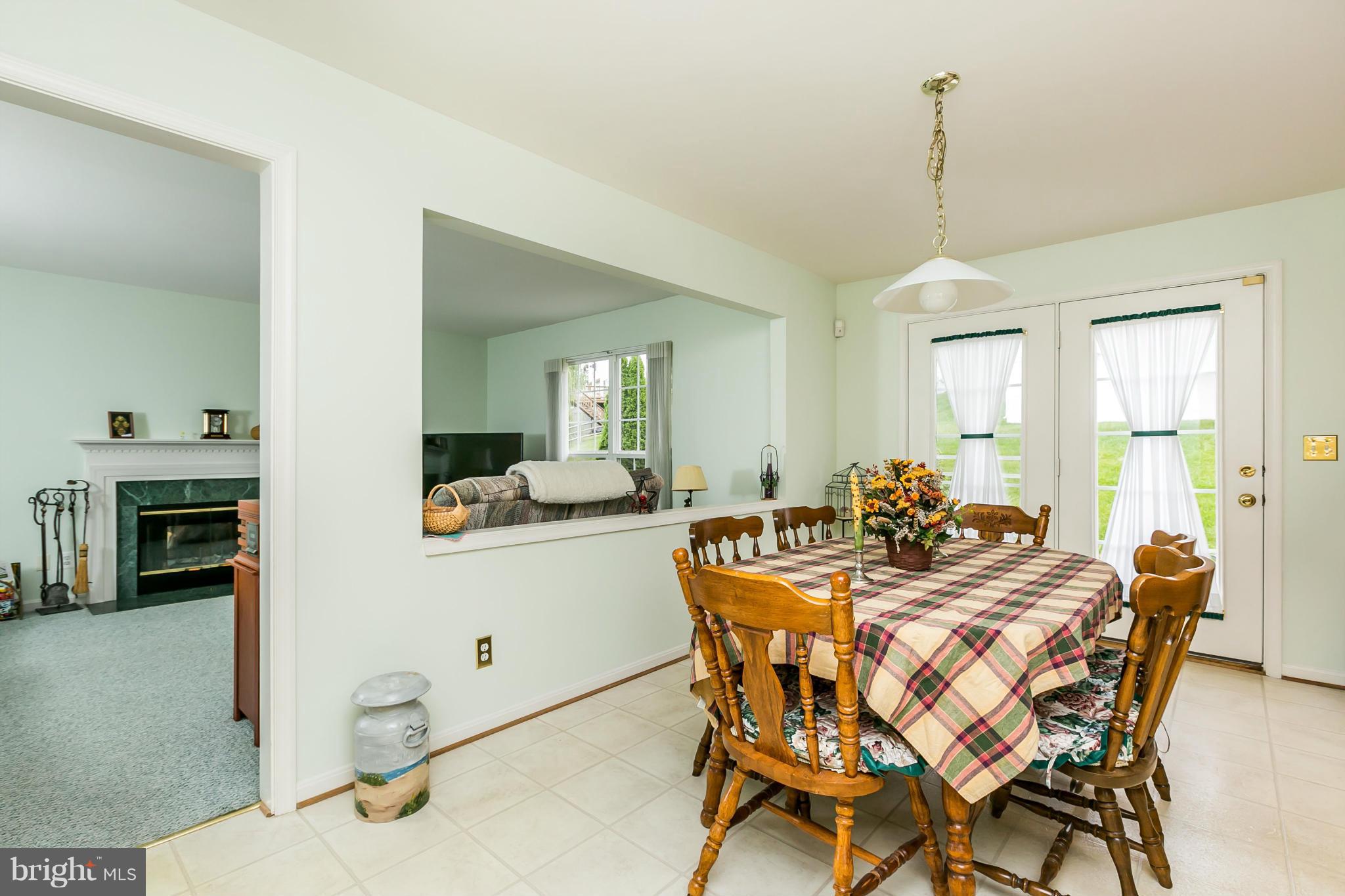 8117 Rose Haven Road Baltimore, MD 21237 - Photo 11 of 30 Kitchen