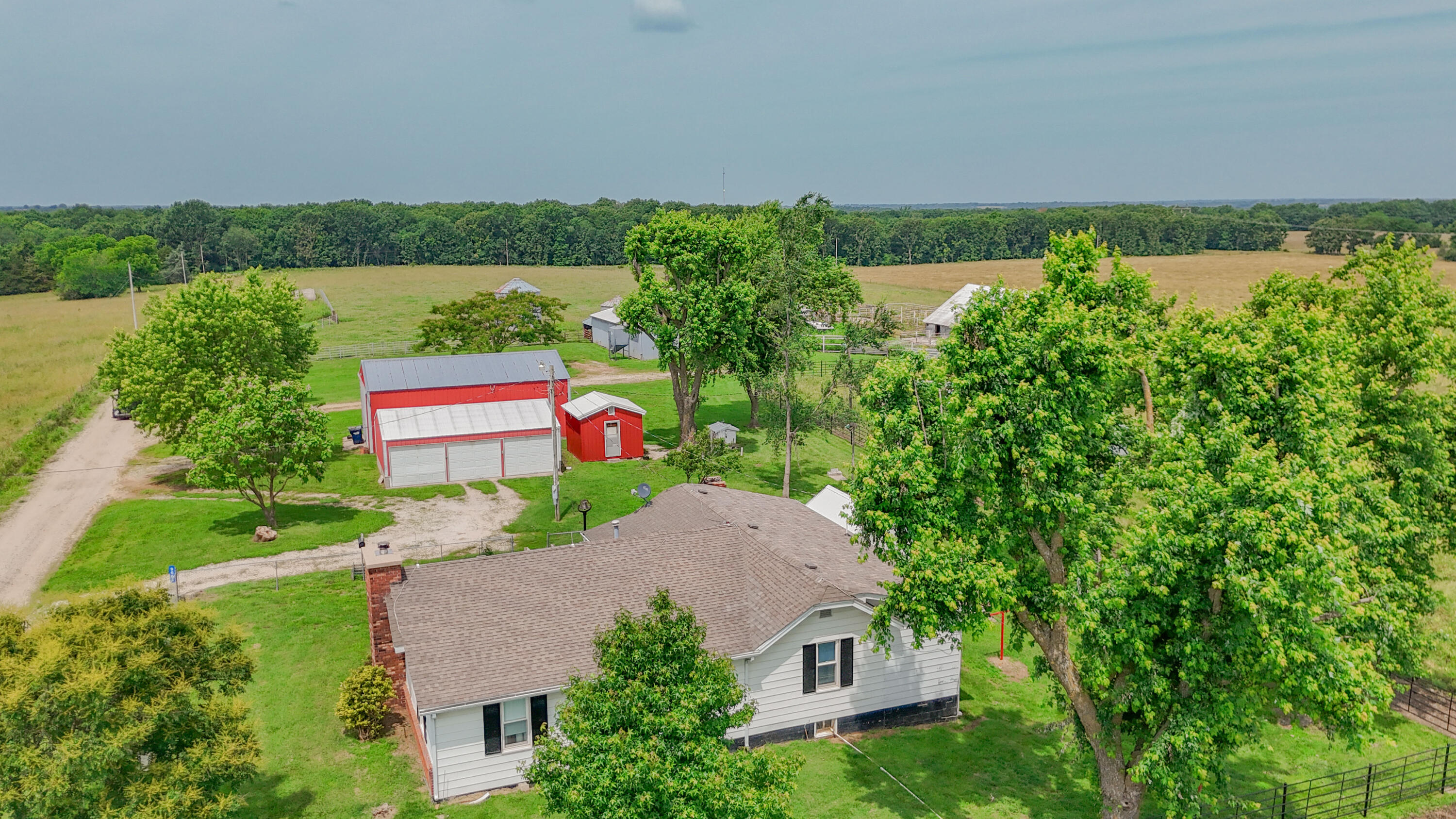 9661 East 1070th Road Stockton, MO 65785 - Photo 1 of 31 IMG__4