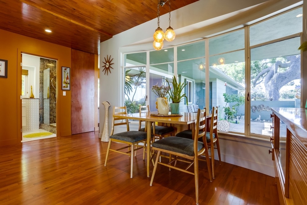 2540 Jackson Street San Diego, CA 92110 - Photo 12 of 25 Looking into courtyard