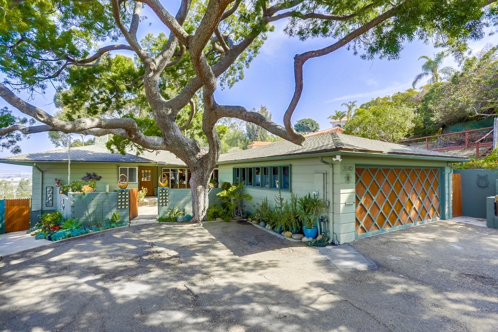 2540 Jackson Street San Diego, CA 92110 - Photo 3 of 25 Front of home. Plenty of guest parking with 2 car over sized garage.