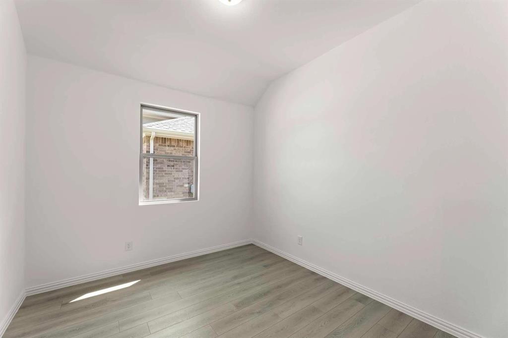 1017 Colgate Circle Princeton, TX 75407 - Photo 9 of 27