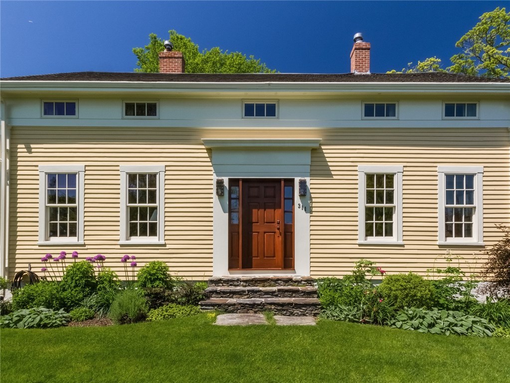 311 West Main Road Little Compton, RI 02837 - Photo 1 of 38