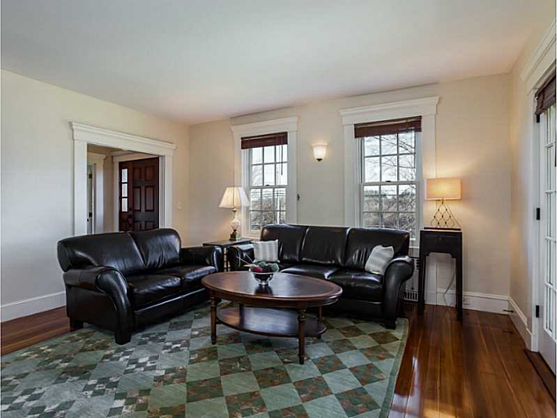 311 West Main Road Little Compton, RI 02837 - Photo 16 of 38 Living Room.