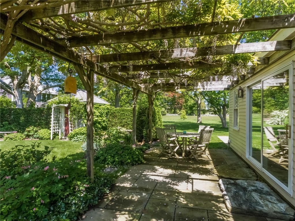 311 West Main Road Little Compton, RI 02837 - Photo 30 of 38