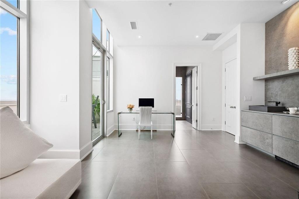 2828 Peachtree Road Northwest, Unit P 3300 Atlanta, GA 30305 - Photo 33 of 62