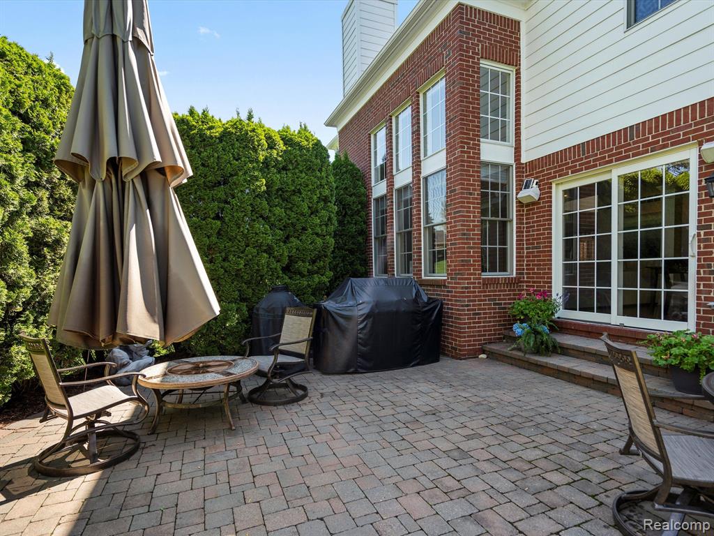 2134 Aberdeen Court Rochester, MI 48306 - Photo 68 of 84
