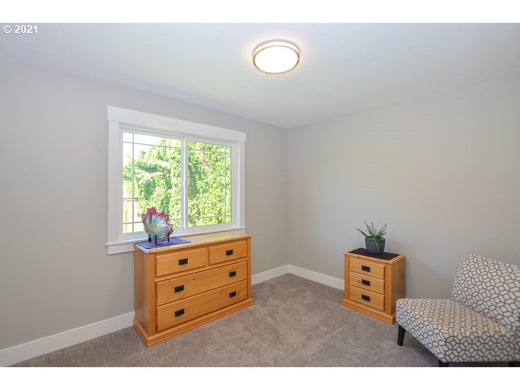 3275 Southeast Hillyard Road Gresham, OR 97080 - Photo 14 of 20 Gallery Image 14