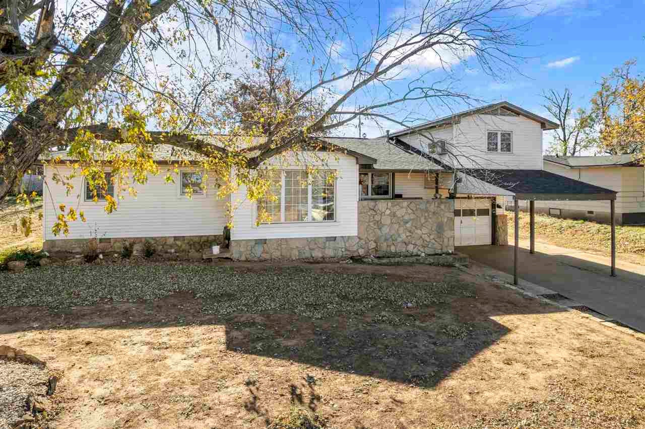 10 Camden Way Perry, OK 73077 - Photo 3 of 31 Gallery Image 3