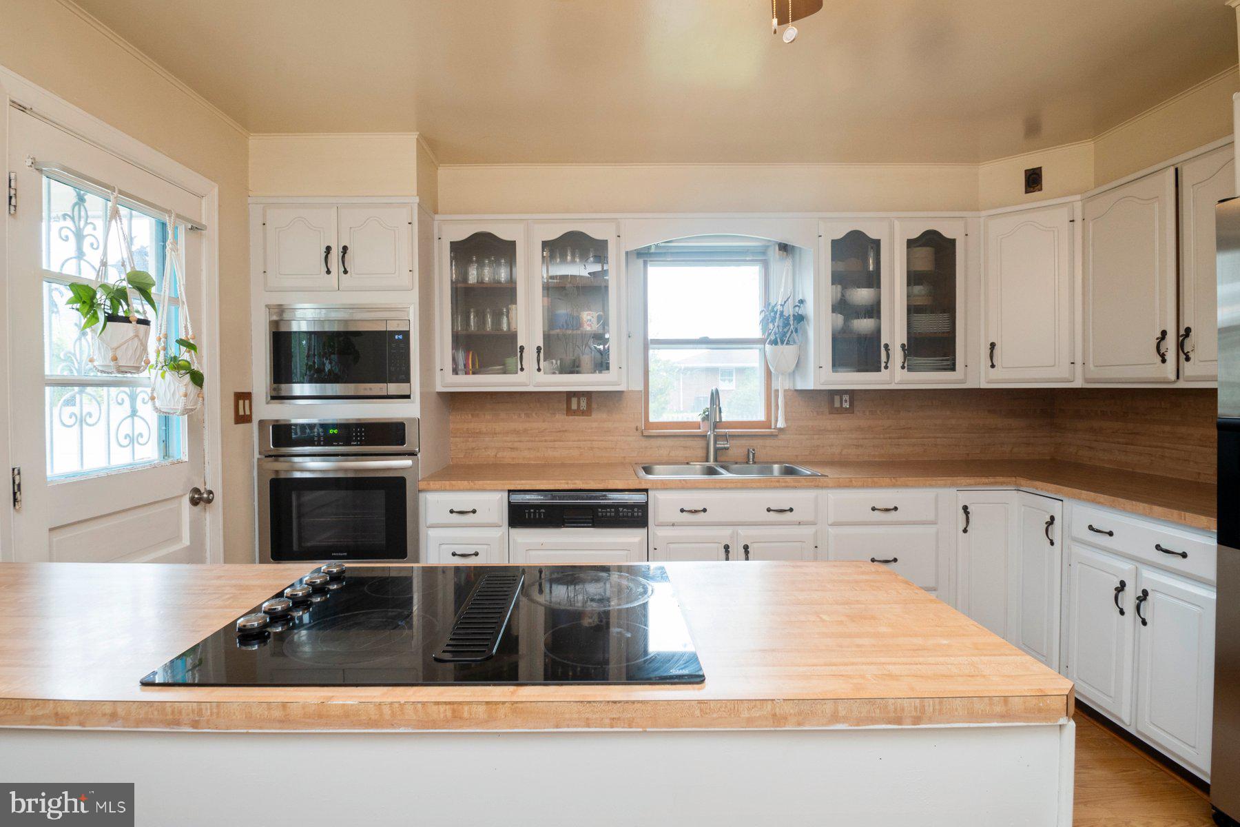 6303 Homewood Road Linthicum Heights, MD 21090 - Photo 14 of 29