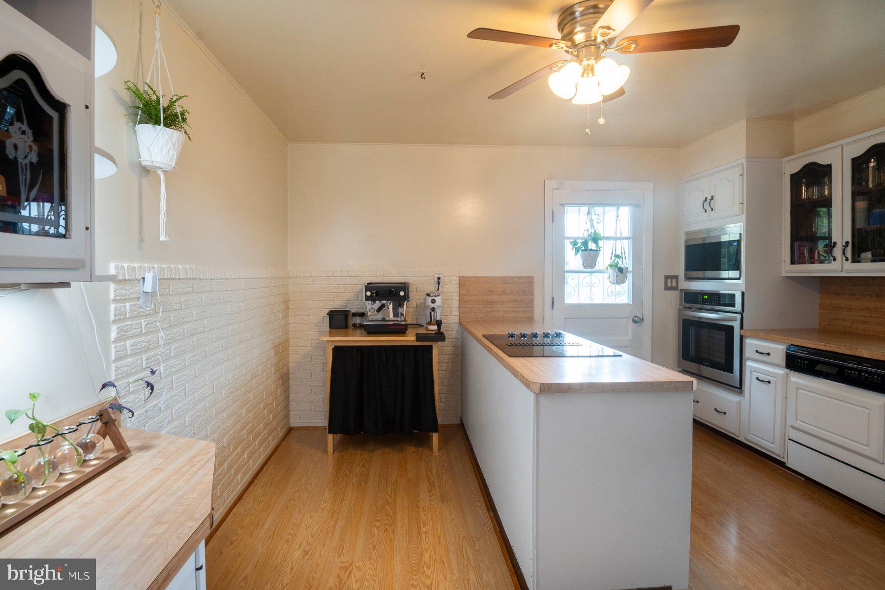 6303 Homewood Road Linthicum Heights, MD 21090 - Photo 15 of 29