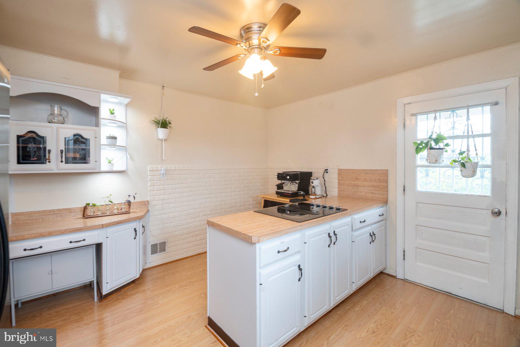 6303 Homewood Road Linthicum Heights, MD 21090 - Photo 16 of 29