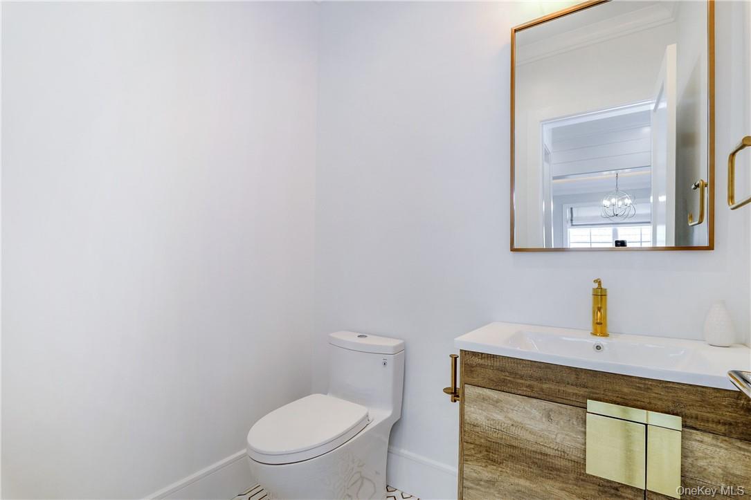 184 Soundview Avenue Rye, NY 10580 - Photo 17 of 35