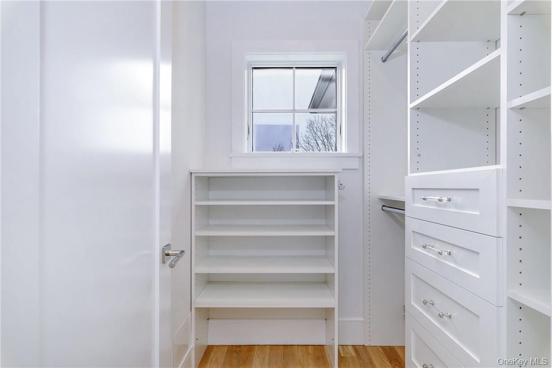 184 Soundview Avenue Rye, NY 10580 - Photo 22 of 35