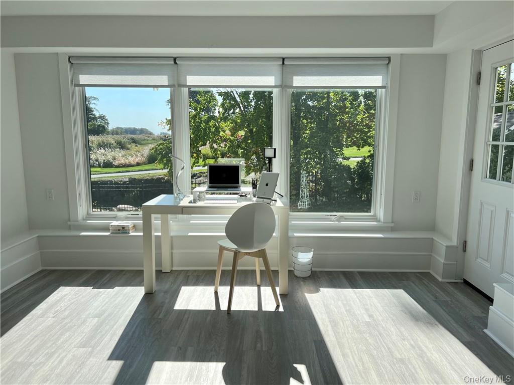 184 Soundview Avenue Rye, NY 10580 - Photo 27 of 35 Dream to work from here!
