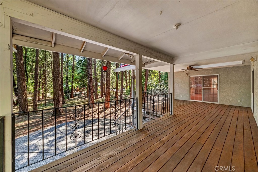 6463 Hollywood Road Magalia, CA 95954 - Photo 7 of 64 Attractive iron railings...