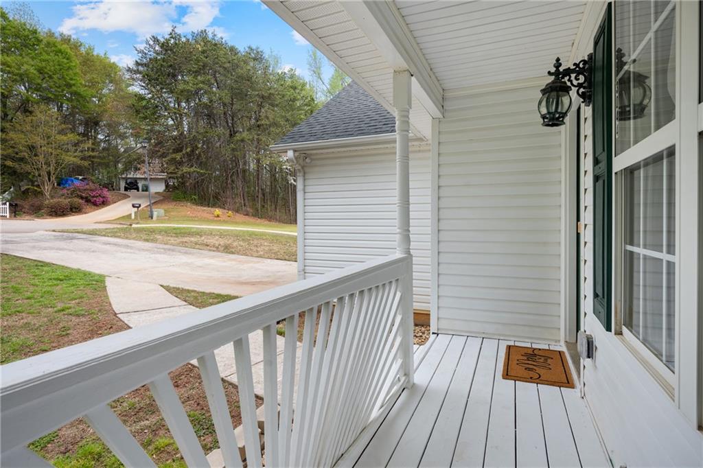 3044 Red Rose Lane Gainesville, GA 30507 - Photo 5 of 31