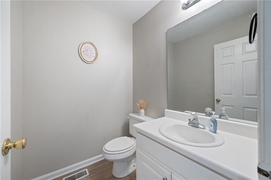 3044 Red Rose Lane Gainesville, GA 30507 - Photo 9 of 31