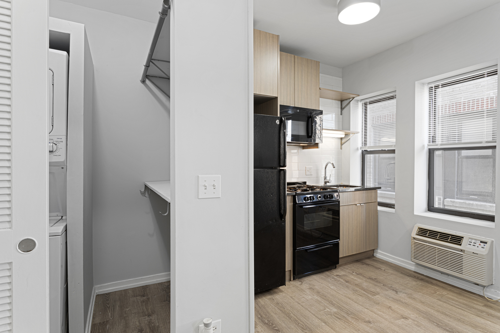 4875 North Magnolia Avenue, Unit 218 Chicago, IL 60640 - Photo 3 of 9