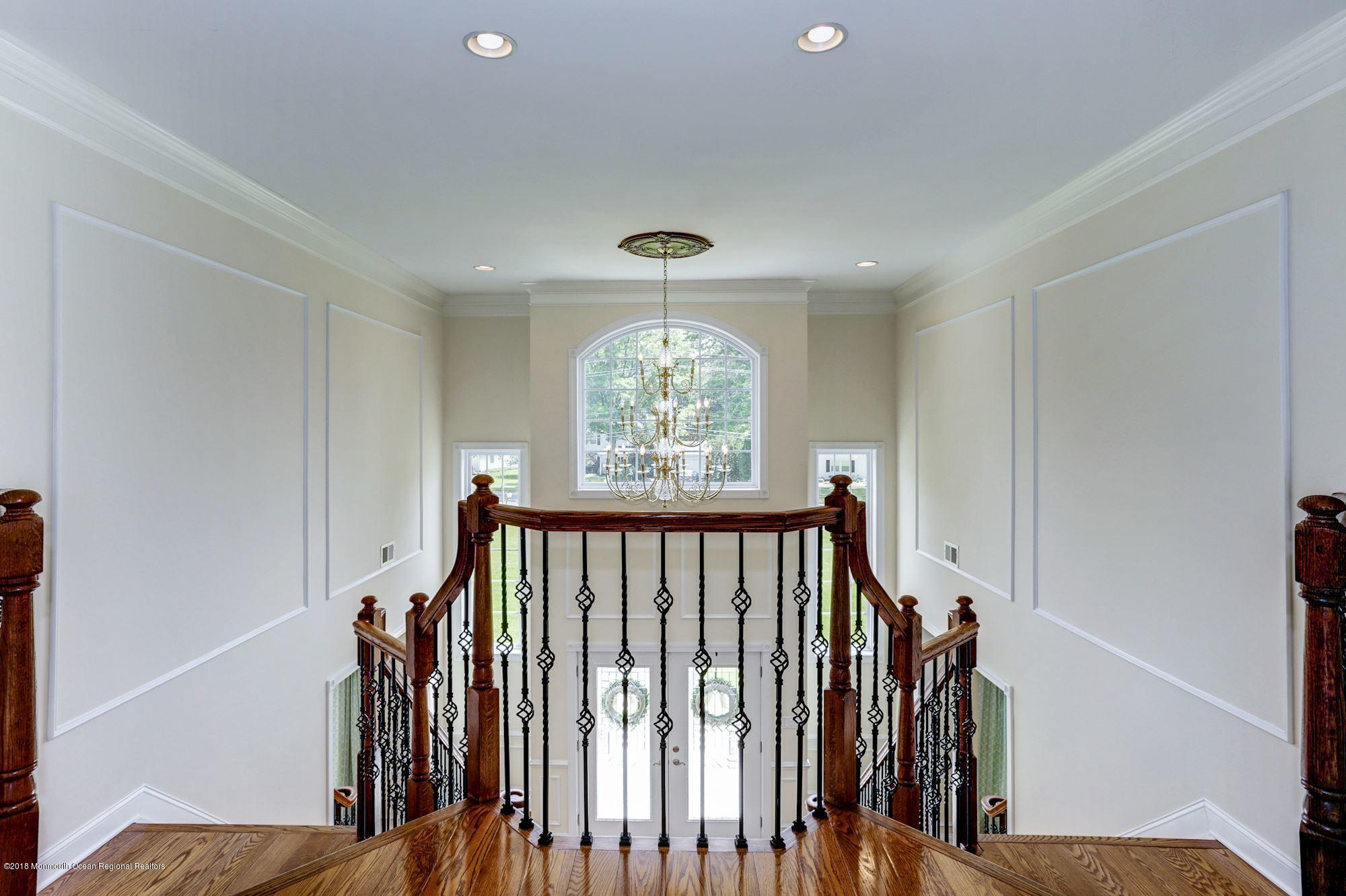60 School Road West Marlboro, NJ 07746 - Photo 18 of 35 2nd Floor Foyer