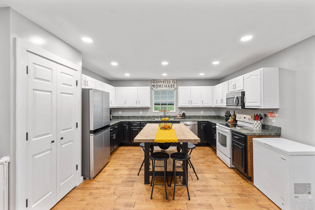 497 Horns Creek Road Old Fort, TN 37362 - Photo 9 of 35 497 Horns Creek-09