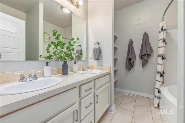 $515,000 | 4372 South Cruzatte Lane, Boise, ID 83716