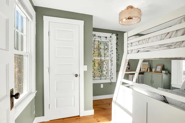 $575,000 | 29 Main Street, Kittery, ME 03904