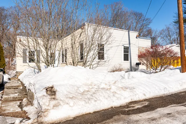$575,000 | 29 Main Street, Kittery, ME 03904