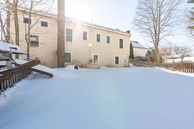 $575,000 | 29 Main Street, Kittery, ME 03904