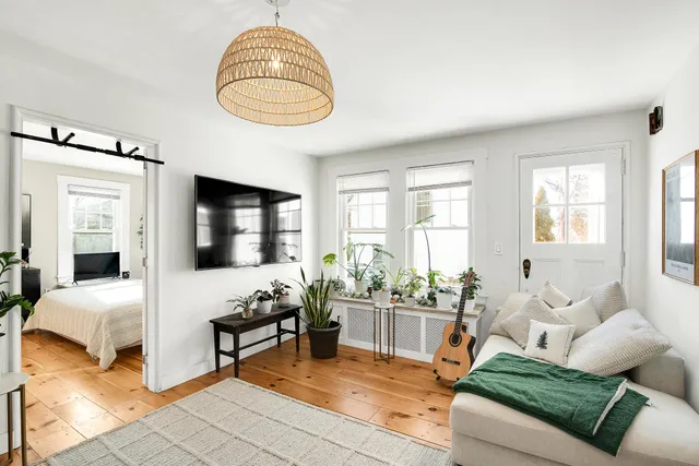 $575,000 | 29 Main Street, Kittery, ME 03904