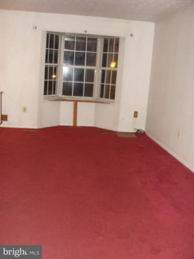 430 Kosoak Road Middle River, MD 21220 - Photo 7 of 13 Living Room