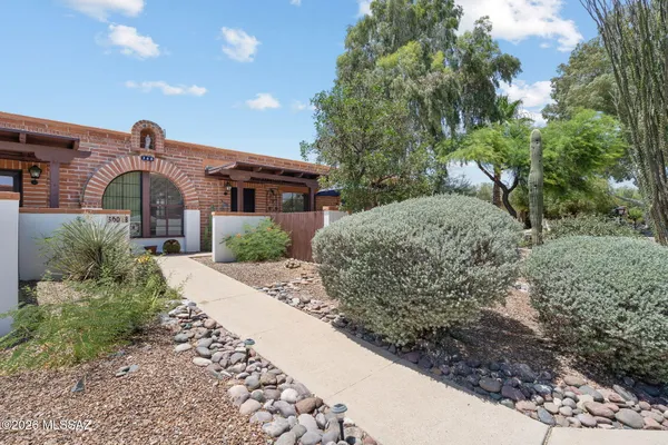 $109,999 | 360 South Paseo Pena, Unit C, Green Valley, AZ 85614