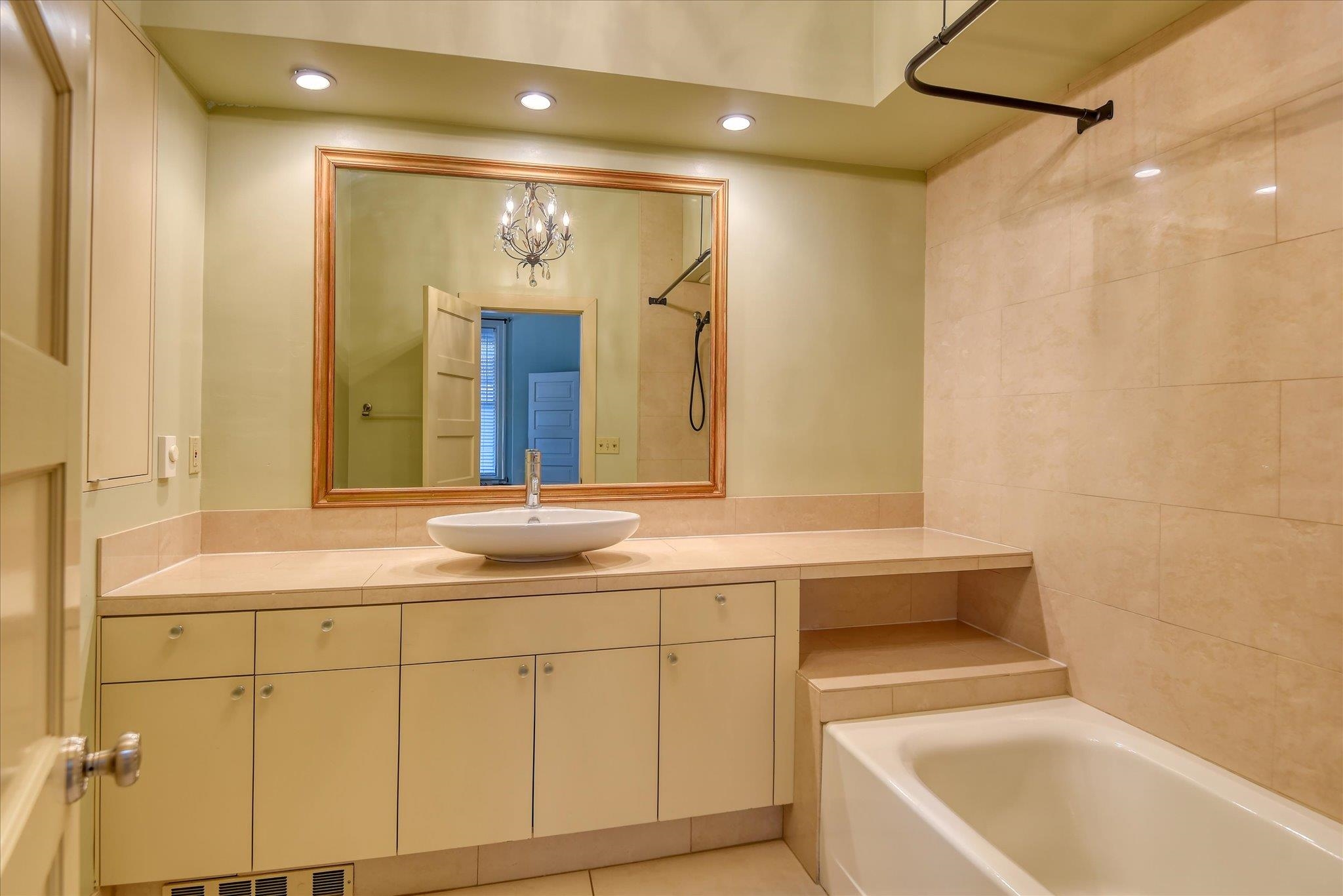 2425 West Pacific Avenue, Unit 1 Spokane, WA 99201 - Photo 26 of 42