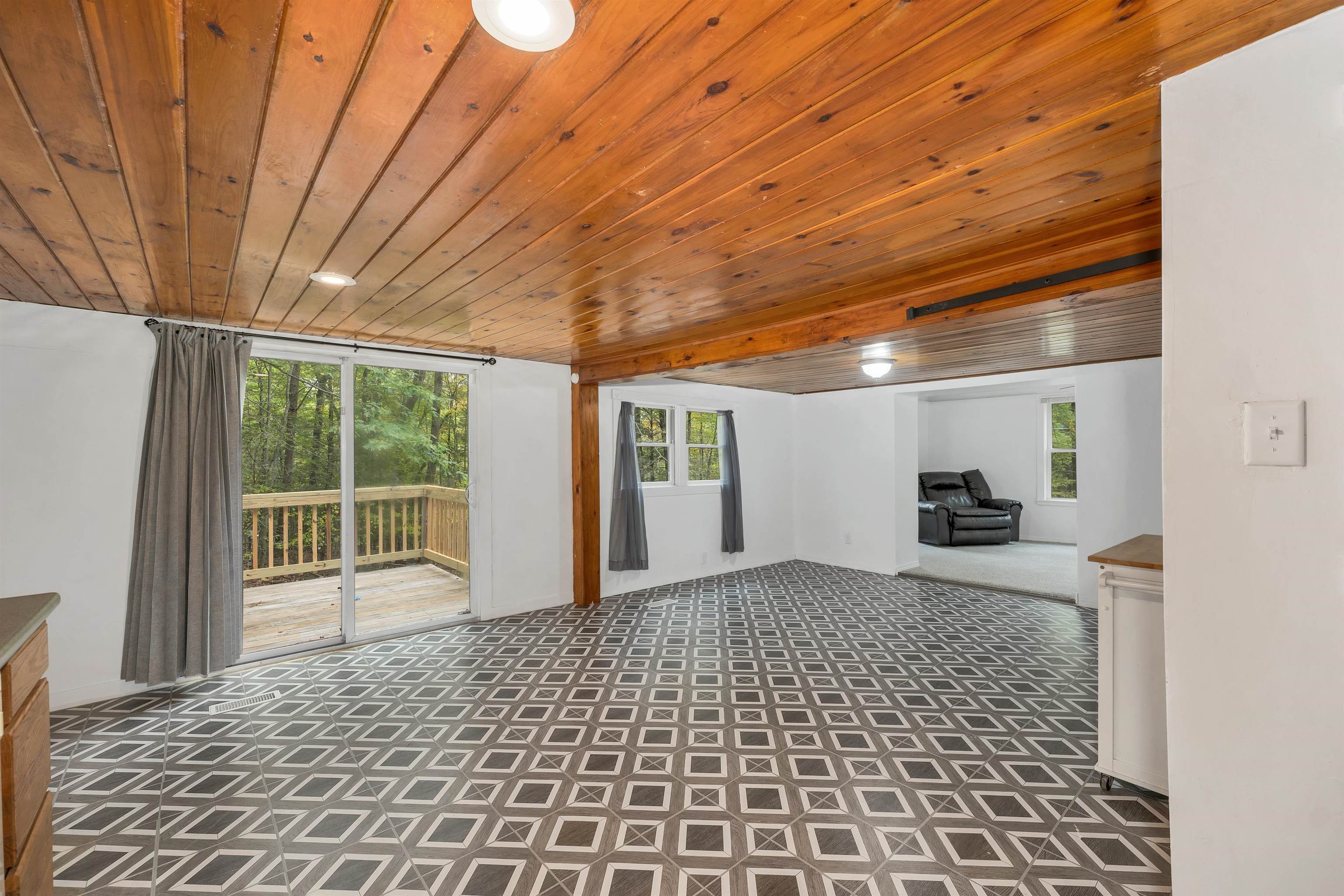 479 Ten Rod Road Farmington, NH 03835 - Photo 15 of 27