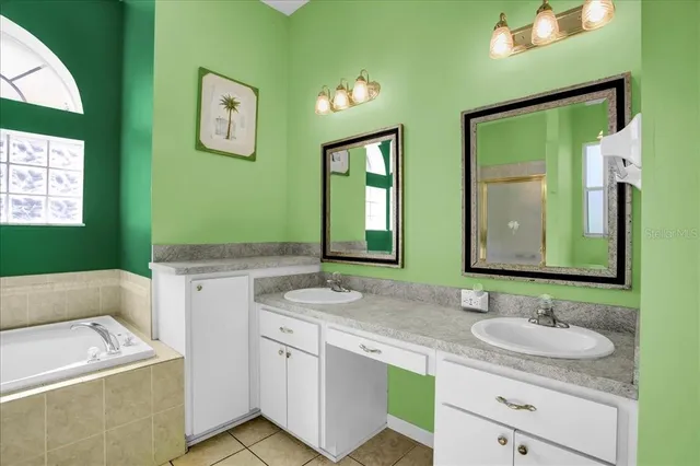 $355,000 | 2259 Fentress Court, Spring Hill, FL 34609